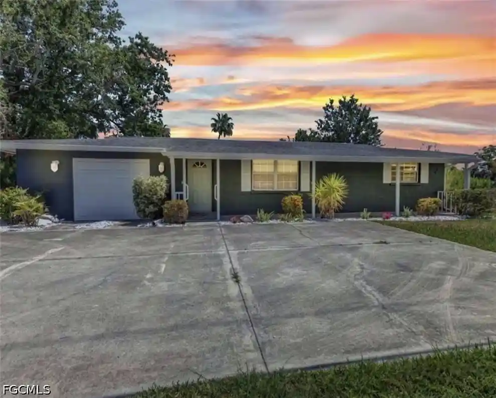 Single family home for sale at 646 Aqui Esta Dr, Punta Gorda, FL 33950 | MLS# 2026044500