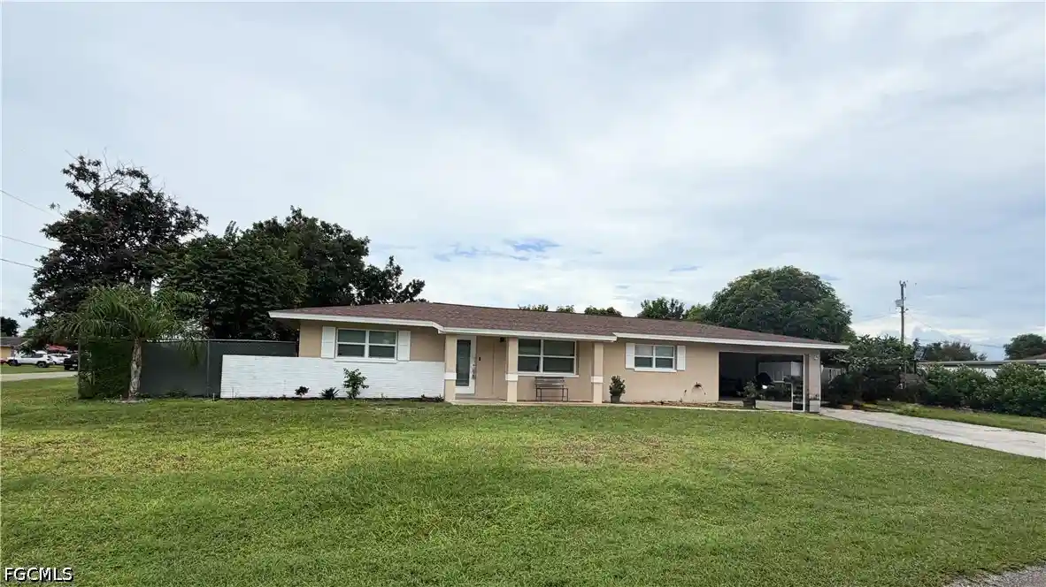 Photo 1 of Single family home for sale at 1004 E Jersey Rd, Lehigh Acres, FL 33936 | MLS# 2026044503 | Listing updated on 2026-10-22