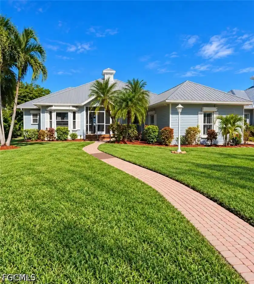 Single family home for sale at 12410 Mcgregor Palms Dr, Fort Myers, FL 33908 | MLS# 2026044563