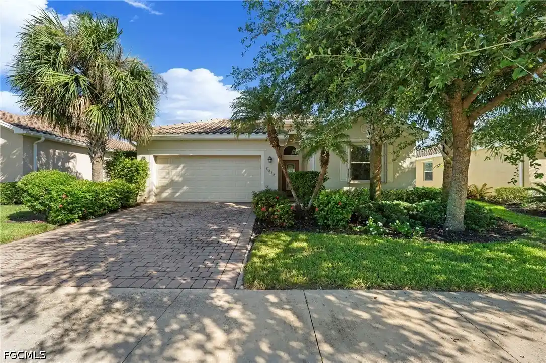Single family home for sale at 2517 Laurentina Ln, Cape Coral, FL 33909 | MLS# 2026044700