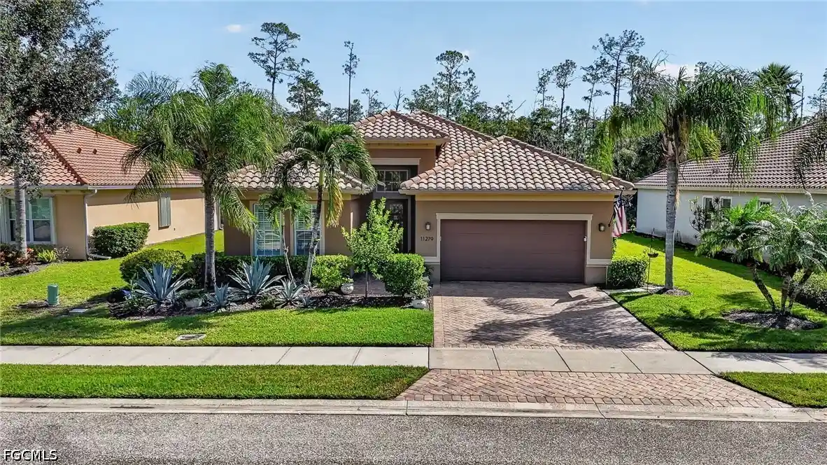 Photo 1 of Single family home for sale at 11279 Lithgow Ln, Fort Myers, FL 33913 | MLS# 2026044793 | Listing updated on 2026-10-29