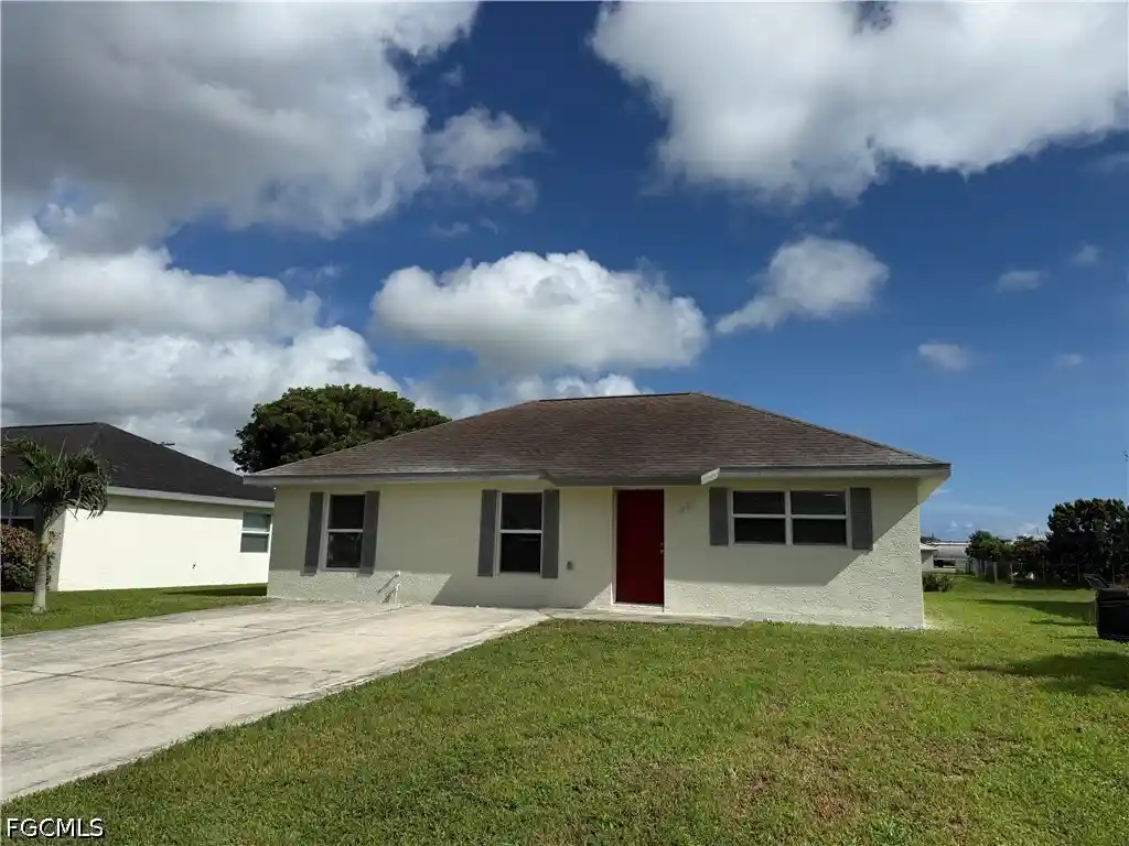Single family home for sale at 513 Orchard Park Dr, Clewiston, FL 33440 | MLS# 2026044810