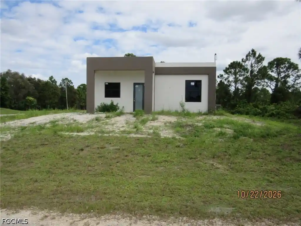 Photo 1 of Single family home for sale at 833 Harbour Ave S, Lehigh Acres, FL 33974 | MLS# 2026044848 | Listing updated on 2026-10-25
