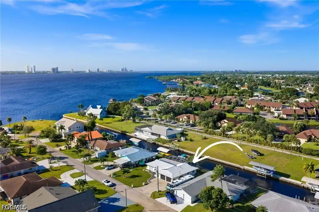 Photo 1 of Single family home for sale at 7200 Reymoor Dr, North Fort Myers, FL 33917 | MLS# 2026044939 | Listing updated on 2026-10-28
