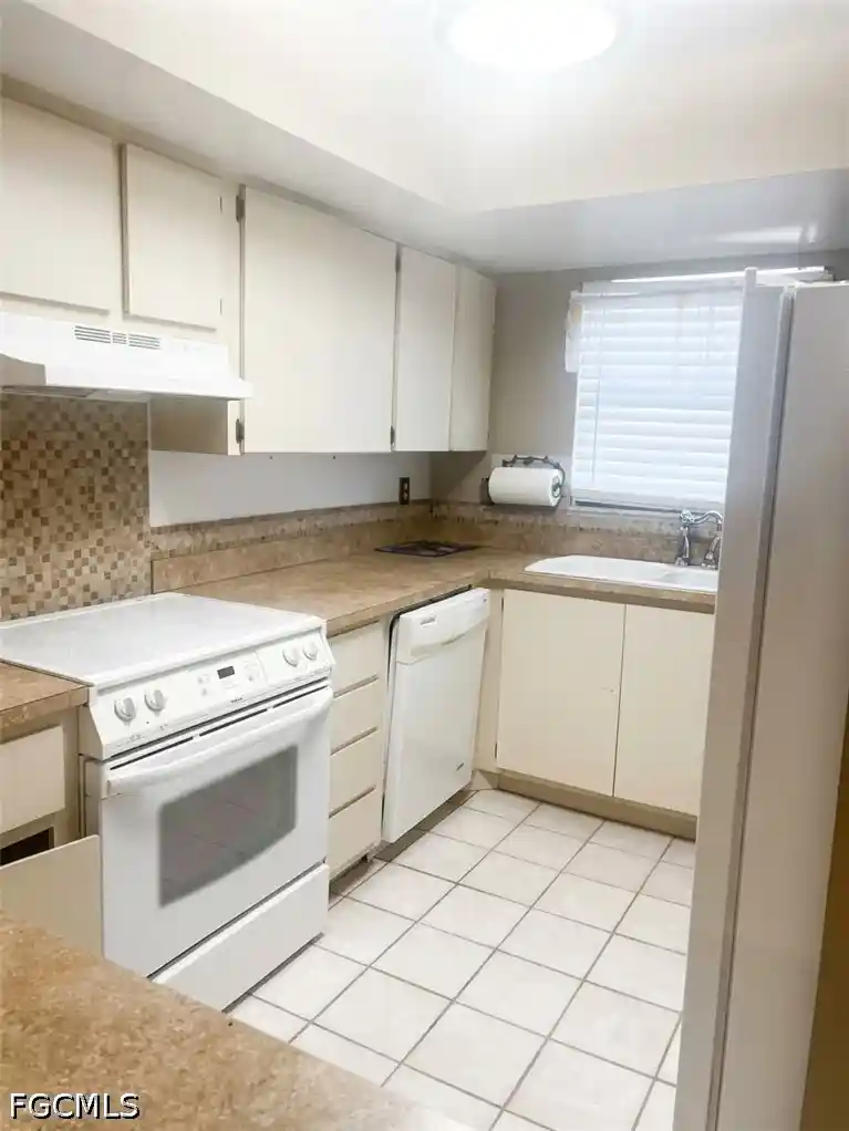 Condo for sale at 1754 Cape Coral Pkwy E #107, Cape Coral, FL 33904 | MLS# 2026045109