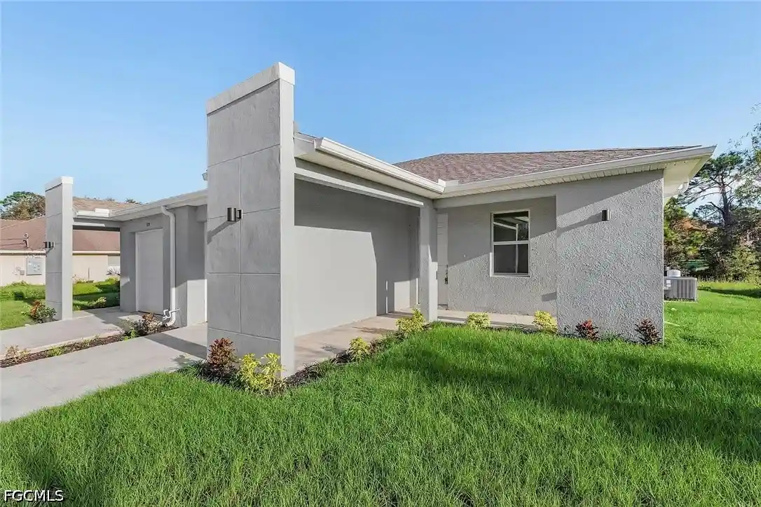 Photo 1 of Townhouse for sale at 4711 28th Street Sw, Lehigh Acres, FL 33973 | MLS# 2026045156 | Listing updated on 2026-10-27