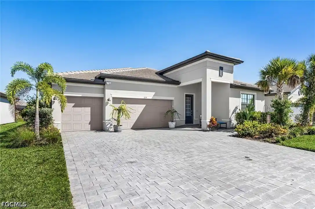 Photo 1 of Single family home for sale at 11218 Canopy Loop, Fort Myers, FL 33913 | MLS# 2026045234 | Listing updated on 2026-10-29