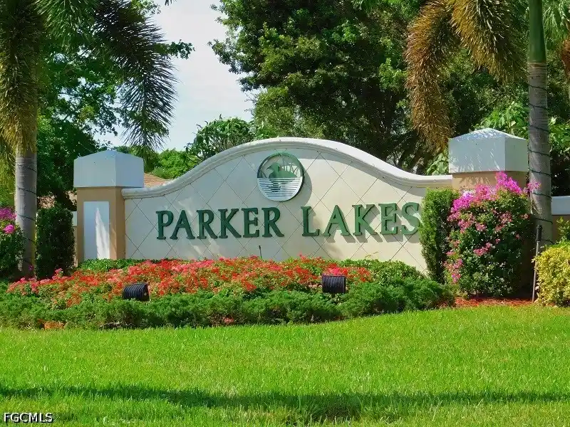 Condo for sale at 14580 Daffodil Dr #701, Fort Myers, FL 33919 | MLS# 2026045319