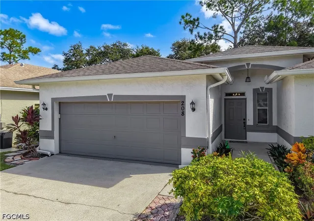 Single family home for sale at 208 Stanhope Cir, Naples, FL 34104 | MLS# 2026045358
