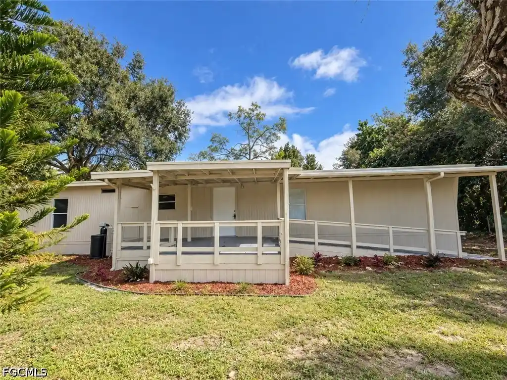 Manufactured home for sale at 8345 Suncoast Dr, North Fort Myers, FL 33917 | MLS# 2026045549