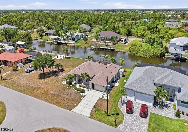 Photo 3 of Single family home for sale at 15316 Red Head Ave, Port Charlotte, FL 33981 | MLS# 2026045583 | Listing updated on 2026-10-30