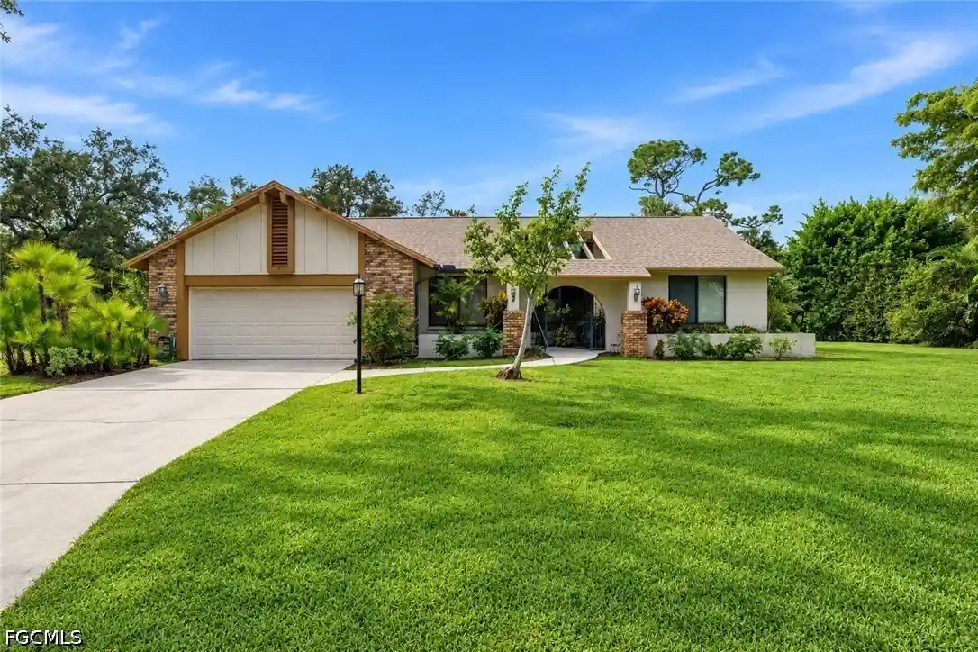 Single family home for sale at 12418 Mcgregor Woods Cir, Fort Myers, FL 33908 | MLS# 2026045673