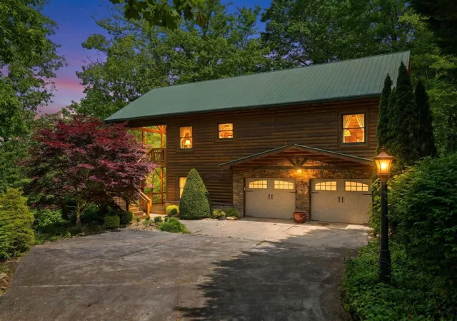 Photo 1 of Single family home for sale at 97 Sugarwood Dr, Murphy, NC 28906 | MLS# 98544505 | Listing updated on 2026-08-19