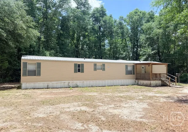 Homes for sale in Brooklet, GA | 563 Kendricks Rd, Brooklet, GA 30415 | MLS# SA356832