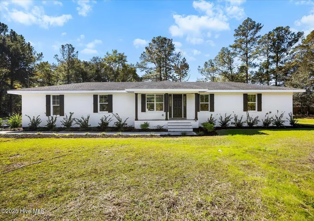 Homes for sale in Winnabow, NC | 9329 Central Blvd Se, Winnabow, NC 28479 | MLS# 100538662