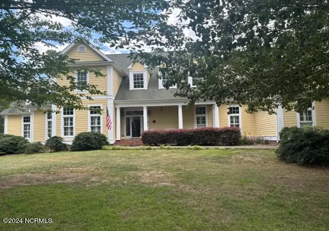 Photo 2 of Mansion for sale at 307 Lazar Ln, Southern Pines, NC 28387 | MLS# 100547272 | Listing updated on 2026-08-19