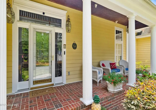 Photo 5 of Single family home for sale at 307 Lazar Ln, Southern Pines, NC 28387 | MLS# 100547272 | Listing updated on 2026-08-19