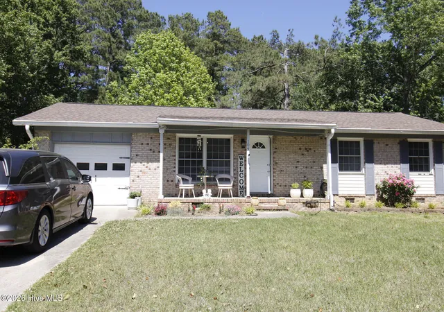 1st image of 104 Pineview Rd, Jacksonville, NC 28546 | MLS# 100569705