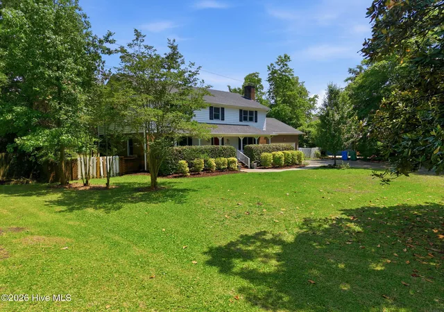 Photo 2 of Single family home for sale at 230 Greenwich Ln, Wilmington, NC 28409 | MLS# 100572628 | Listing updated on 2026-09-16
