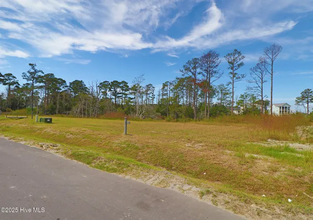 5th image of 504 Swan Ct, Beaufort, NC 28516 | MLS# 100536243