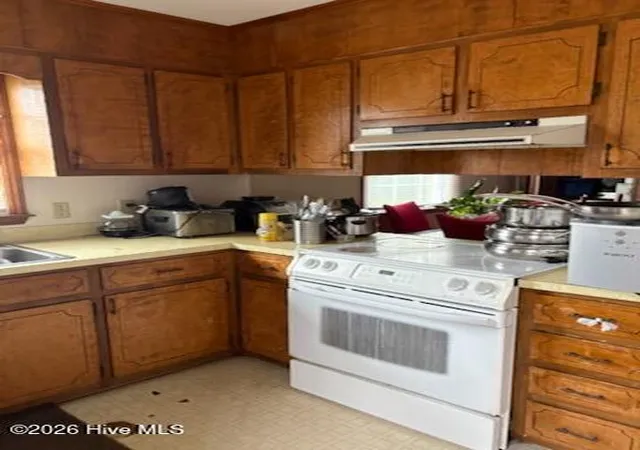 Photo 3 of Single family home for sale at 257 Allen Dr, Ayden, NC 28513 | MLS# 100600282 | Listing updated on 2026-09-17