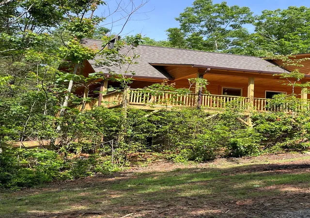Homes for sale in Hayesville, NC | 25 Glenn Oak Ln, Hayesville, NC 28904 | MLS# 98543537
