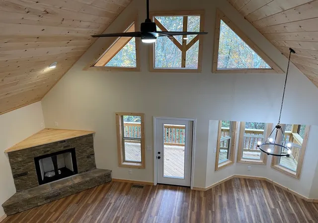 Homes for sale in Hayesville, NC | 25 Glenn Oak Ln, Hayesville, NC 28904 | MLS# 98543537