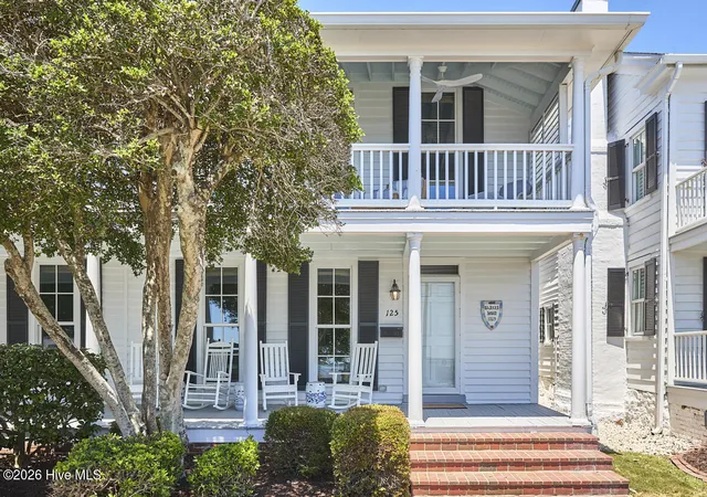1st image of 125 Front St, Beaufort, NC 28516 | MLS# 100587872