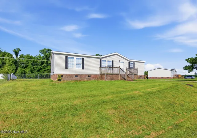Homes for sale in Richlands, NC | 203 Buffy Ct, Richlands, NC 28574 | MLS# 100574335