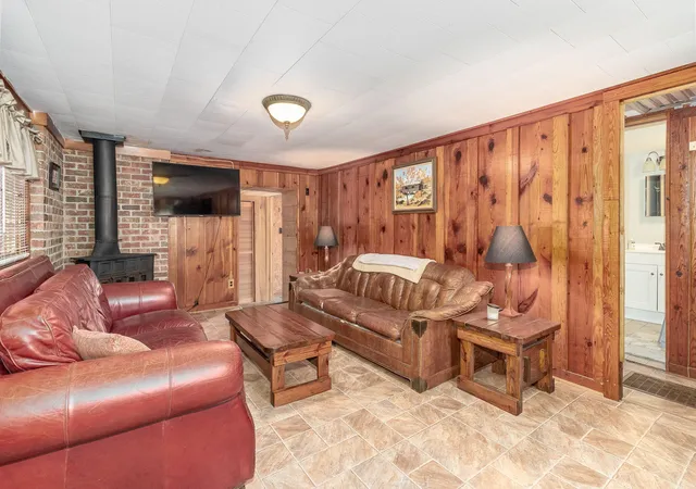 Homes for sale in Tignall, GA | 1098 Broad River Scenic Dr, Tignall, GA 30668 | MLS# 98253838