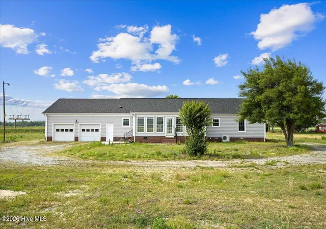 Photo 3 of Single family home for sale at 821 Oberry Rd, Dudley, NC 28333 | MLS# 100582661 | Listing updated on 2026-08-19