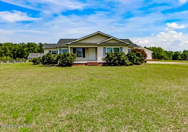 Homes for sale in Beulaville, NC | 1327 Old Chinquapin Rd, Beulaville, NC 28518 | MLS# 100567359