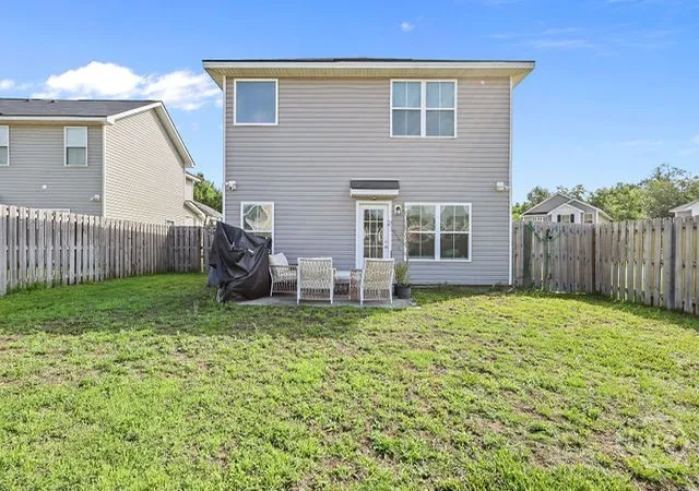 Homes for sale in Hinesville, GA | 618 Fairview Cir, Hinesville, GA 31313 | MLS# SA356794