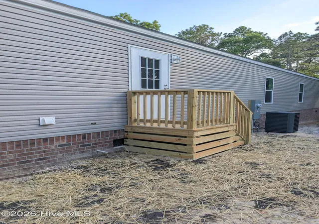 Photo 3 of Manufactured home for sale at 3527 Tarpon Ct SE, Bolivia, NC 28422 | MLS# 100583167 | Listing updated on 2026-09-08