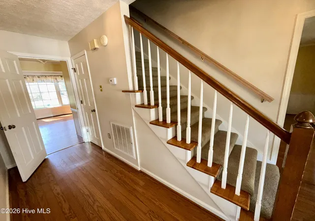 Photo 2 of Single family home for sale at 8041 Saint Andrews Dr, Laurinburg, NC 28352 | MLS# 100552239 | Listing updated on 2026-09-11