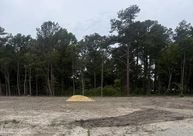 Photo 1 of Land for sale at 522 Soundside Rd, Edenton, NC 27932 | MLS# 100582725 | Listing updated on 2026-08-19