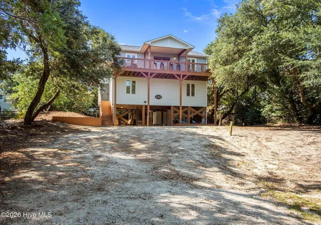 Photo 2 of Single family home for sale at 5415 Cedar Tree Ln, Emerald Isle, NC 28594 | MLS# 100585395 | Listing updated on 2026-08-19