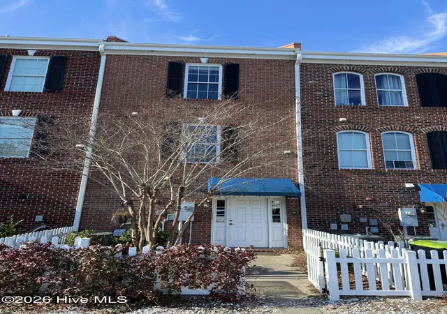 Homes for sale in Sunset Beach, NC | 1790 Queen Anne St #Unit 5, Sunset Beach, NC 28468 | MLS# 100551081