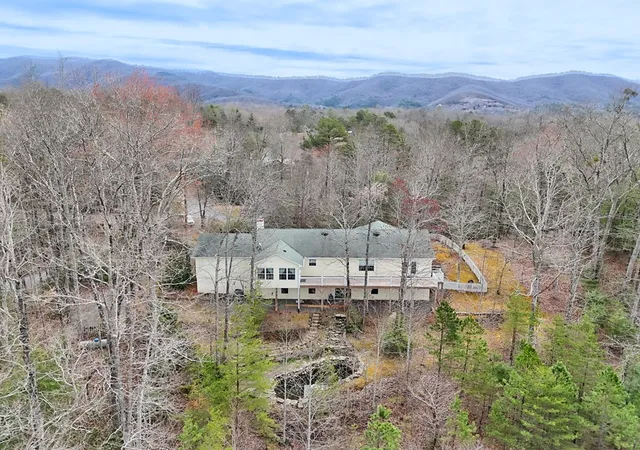 Photo 4 of Single family home for sale at 368 Sierra Springs Dr, Murphy, NC 28906 | MLS# 98544577 | Listing updated on 2026-10-05