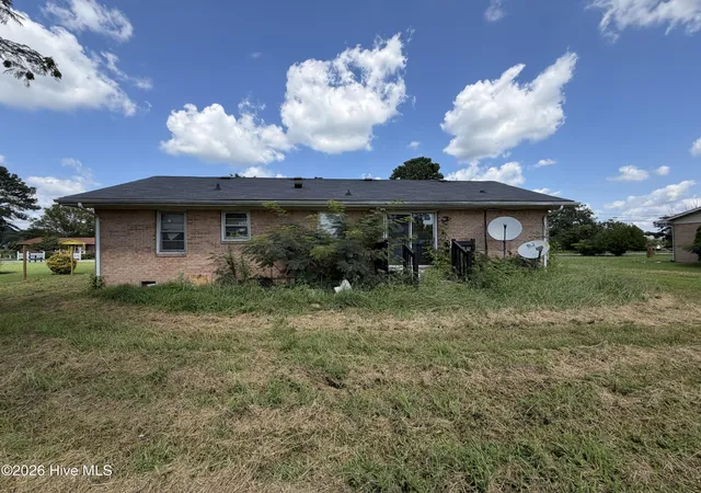 Photo 3 of Single family home for sale at 412 Drew Ave, Rich Square, NC 27869 | MLS# 100600094 | Listing updated on 2026-08-31