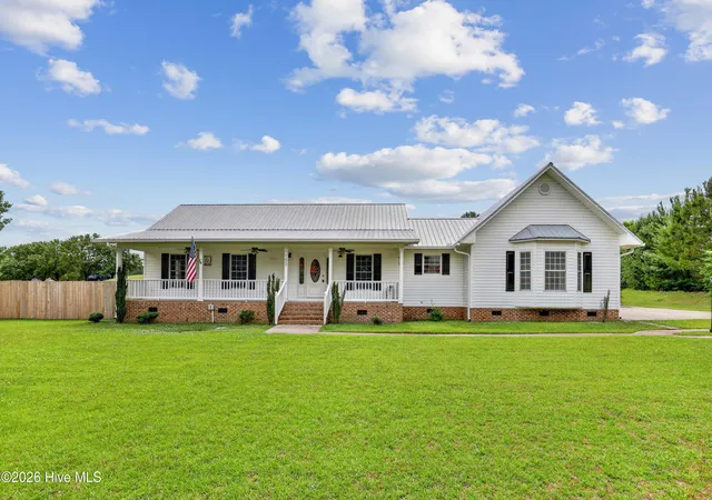 Homes for sale in Newton Grove, NC | 153 Giddens St, Newton Grove, NC 28366 | MLS# 100576815
