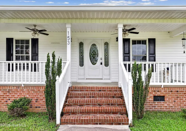 Homes for sale in Newton Grove, NC | 153 Giddens St, Newton Grove, NC 28366 | MLS# 100576815