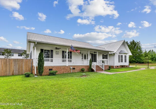 Homes for sale in Newton Grove, NC | 153 Giddens St, Newton Grove, NC 28366 | MLS# 100576815