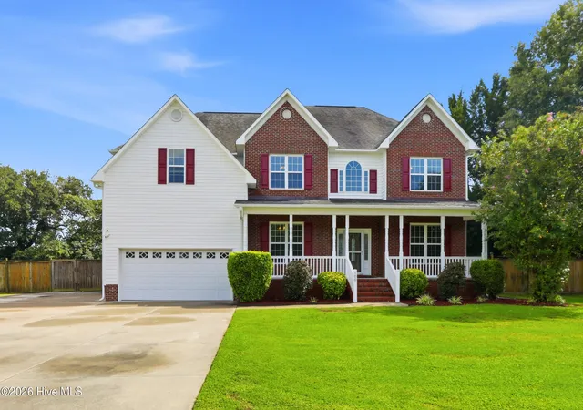 Photo 2 of Single family home for sale at 100 Farmington Dr, Richlands, NC 28574 | MLS# 100599959 | Listing updated on 2026-09-15