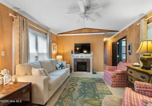 Homes for sale in Ocean Isle Beach, NC | 1585 Gate 2 Sw, Ocean Isle Beach, NC 28469 | MLS# 100586371