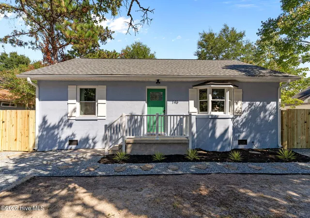 Homes for sale in Oak Island, NC | 146 Ne 13Th St, Oak Island, NC 28465 | MLS# 100586638