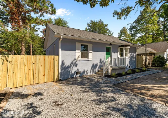Homes for sale in Oak Island, NC | 146 Ne 13Th St, Oak Island, NC 28465 | MLS# 100586638