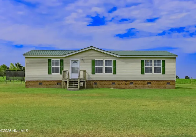 Homes for sale in Pink Hill, NC | 1310 Sarecta Rd, Pink Hill, NC 28572 | MLS# 100587648