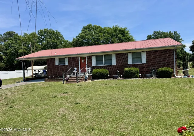 Homes for sale in Rockingham, NC | 112 Mcqueen St, Rockingham, NC 28379 | MLS# 100574975