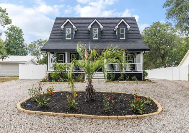 Homes for sale in Oak Island, NC | 427 Womble St, Oak Island, NC 28465 | MLS# 100582473